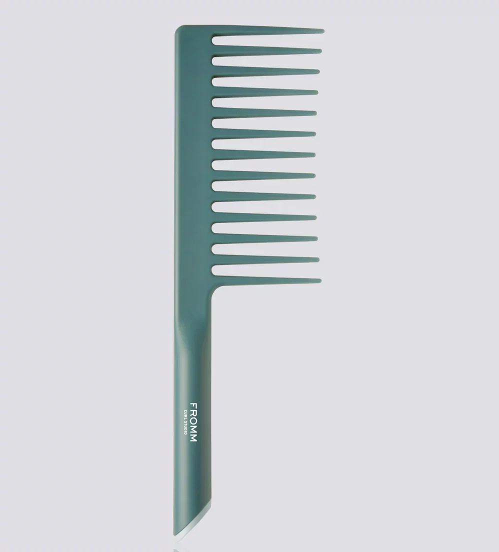 1-fromm-pro-F4304-curl-studio-reflection_1000x1500-e1734698284705.webp FROMM Curl Studio Shower Detangler Comb - Image 1