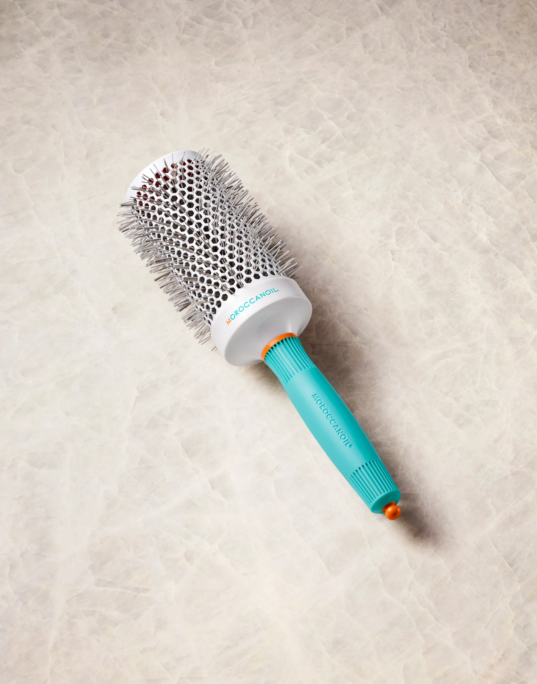 177_COMB-BRUSH_CERAMIC-55MM-ROUND-BRUSH_v3.webp MOROCCANOIL CERAMIC ROUND BRUSH 55 MM - Image 1