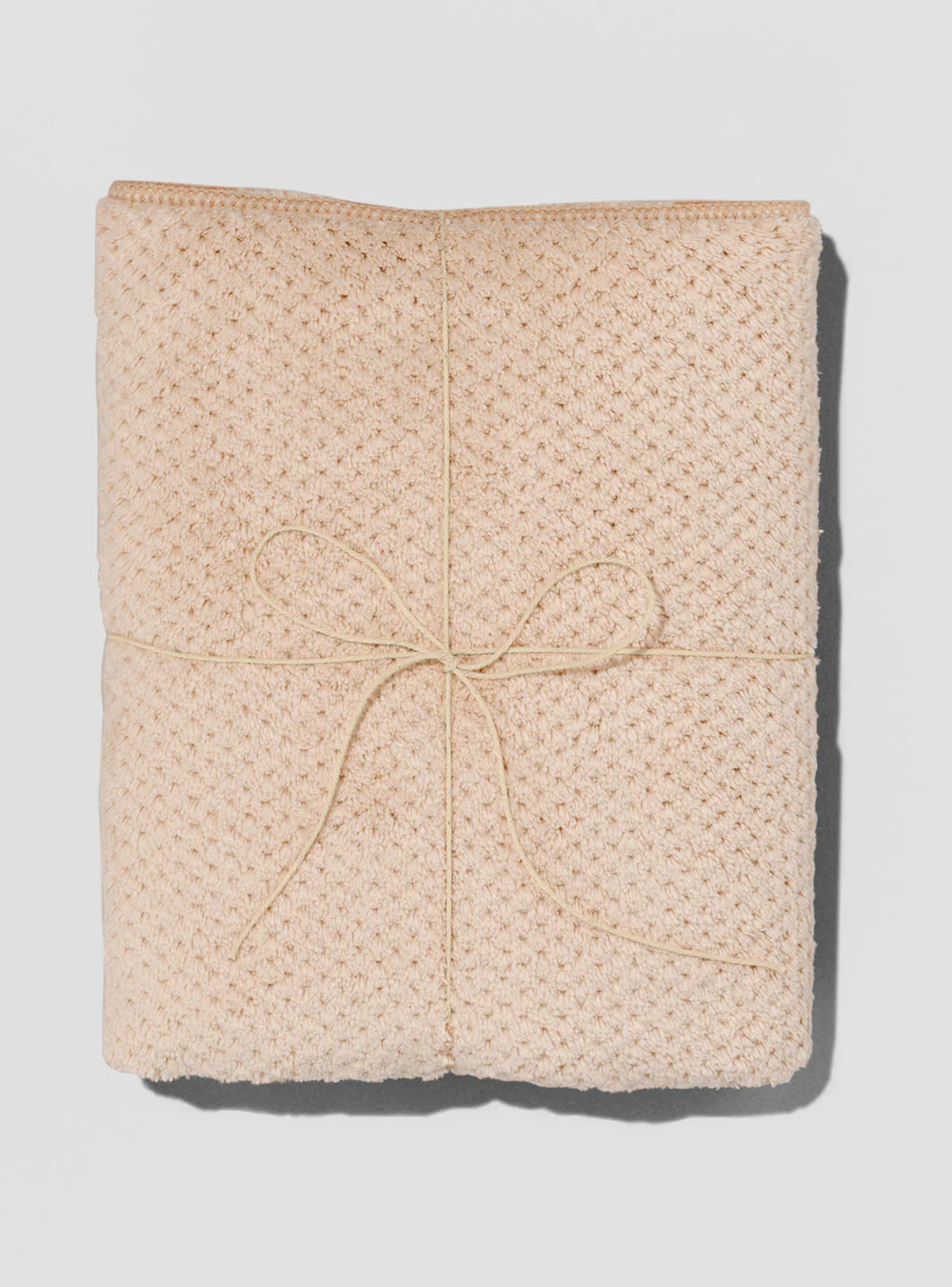 3-fromm-F4747-softees-plush-microfiber-salon-towels-oatmeal-bundle_1000x1500.webp FROMM PRO SOFTEES PLUSH MICROFIBER TOWEL OATMEAL - Image 1